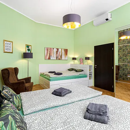 Oasis At Charles Square Apartament Praga