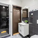 Apartment Oasis At Charles Square